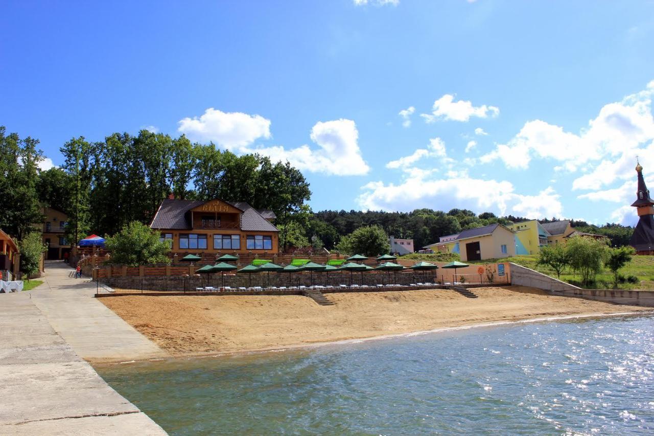 Вілія Hotel Lomacineţi Eksteriør billede